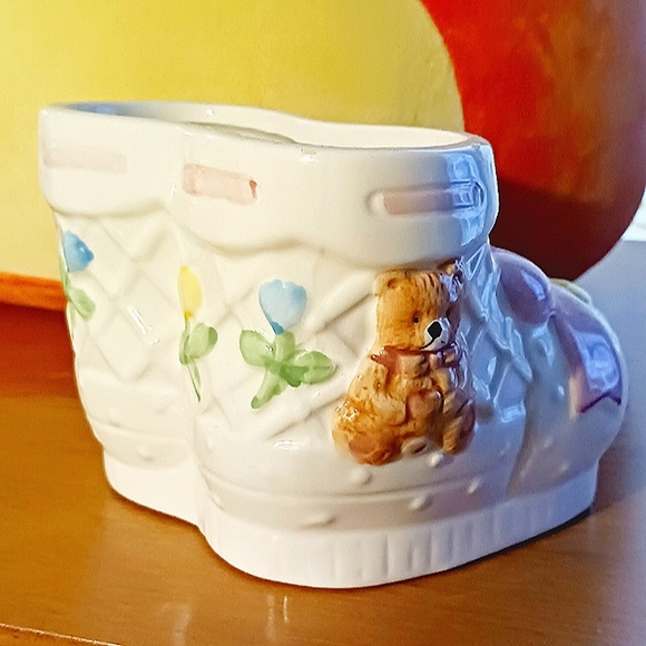 Baby Girl Ceramic Decorative Floral Arrangement Holder & Keepsake - Picture 2 of 3